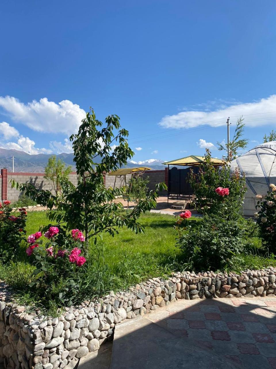 Svetlana Guest House Bokonbayevo Kültér fotó