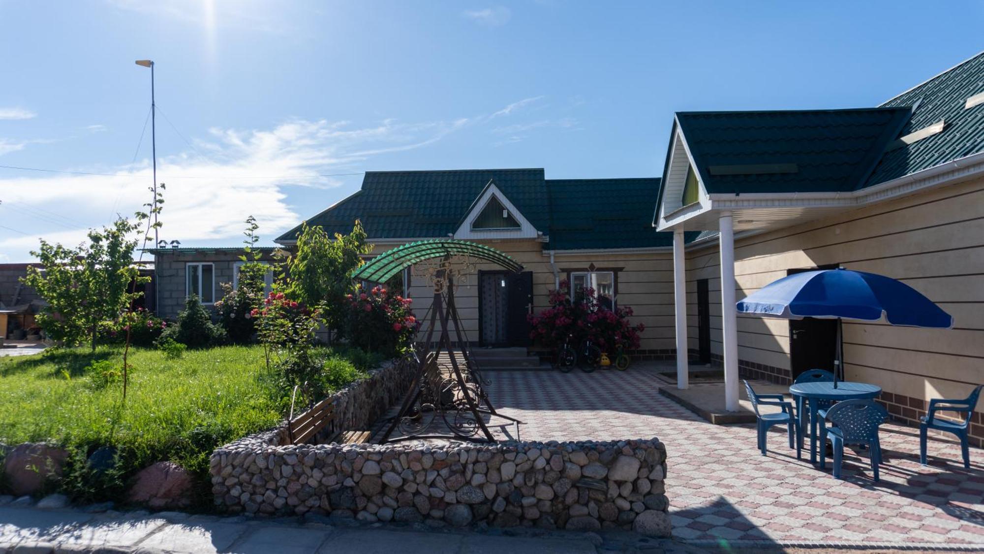 Svetlana Guest House Bokonbayevo Kültér fotó